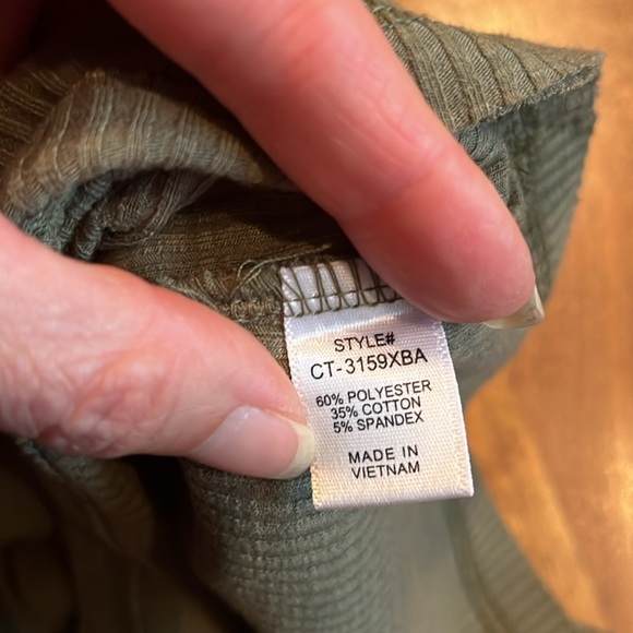 BNWOT Zenana green ribbed tank top - Picture 10 of 14